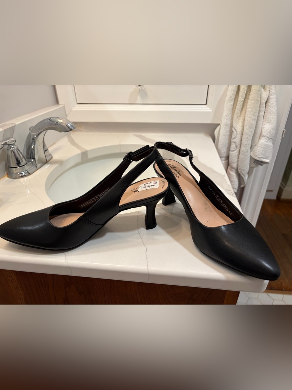 Clarks womens Slingback point Kitten Heel Pumps Kataleyna leather new 3” 8.5 - Picture 5 of 14